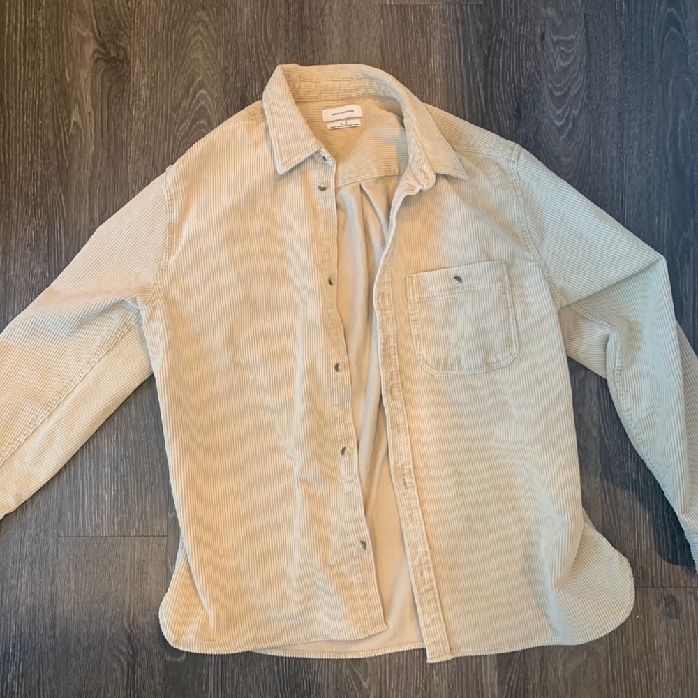 URBAN OUTFITTERS CORDUROY BUTTON UP